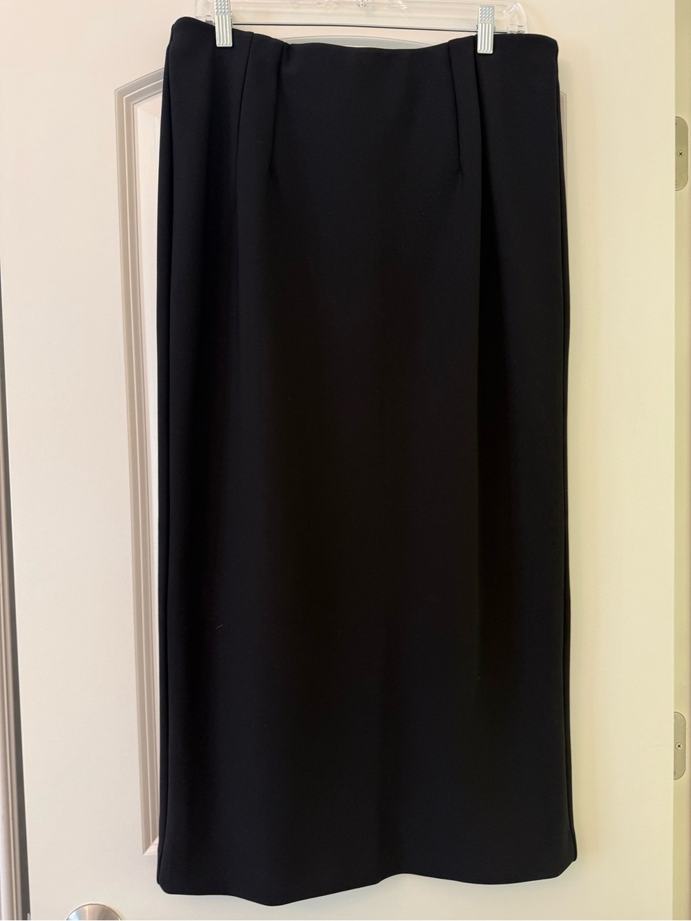 H&M Classic Black High-Waist Pencil Skirt